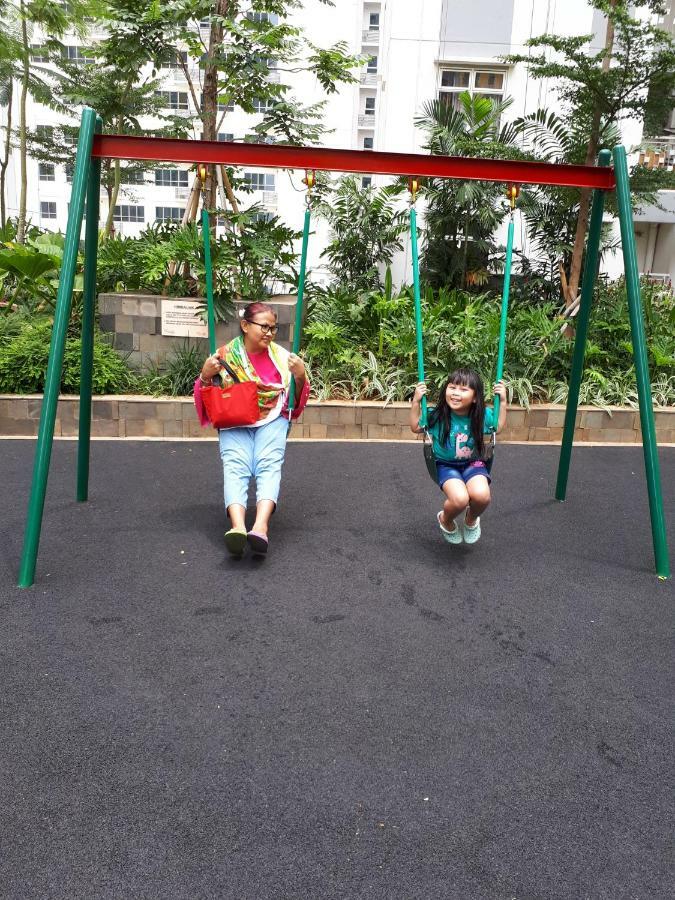 Apartemen Springlake Summarecon Bekasi-By Bu Johan Exterior foto